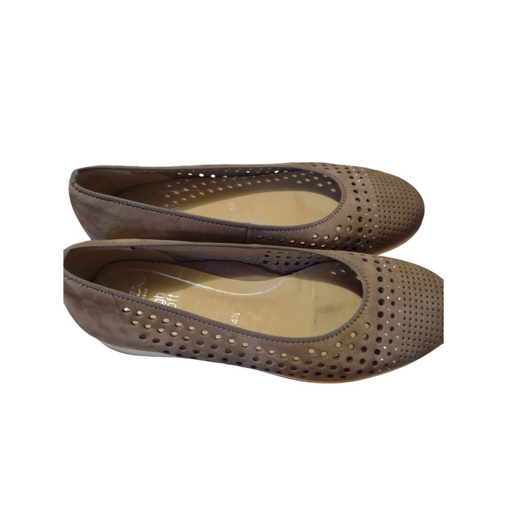 ARA High Soft Sarah‎ Perforated Ballet Flats Kids 4.5 Women's 6 Classic Preppy